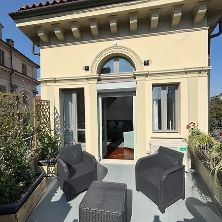 アパート La Terrazza Di Cavour *