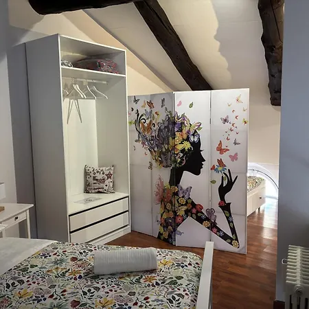 La Terrazza Di Cavour Apartmán *